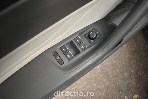 Poza anunț 13