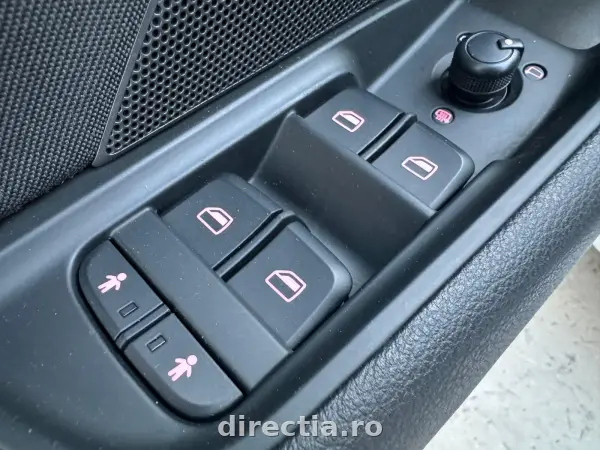 Poza anunț 32