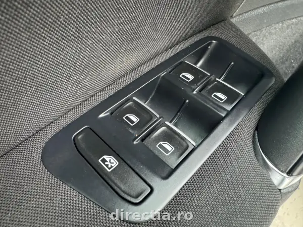Poza anunț 25