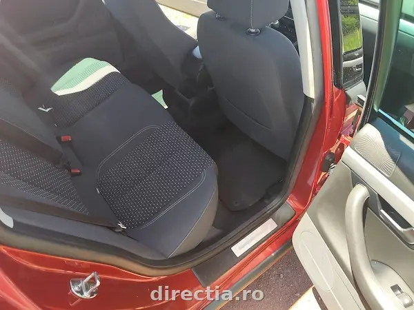 Poza anunț 8