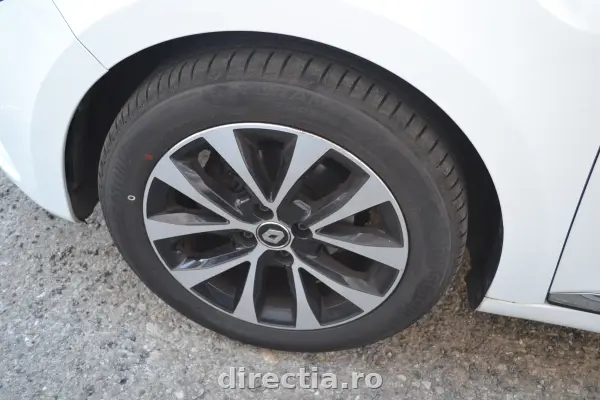 Poza anunț 30