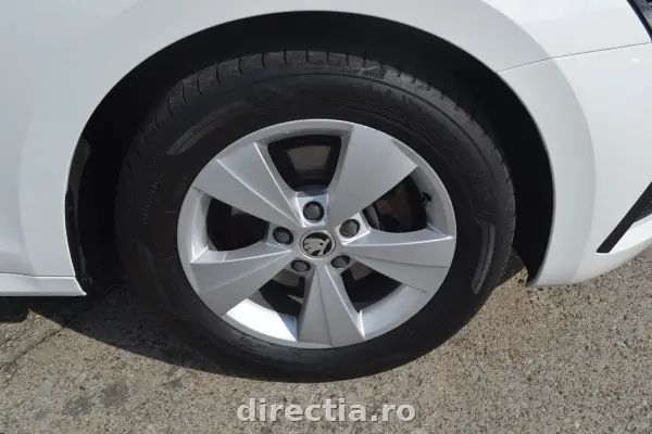 Poza anunț 37
