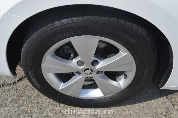 Poza anunț 36