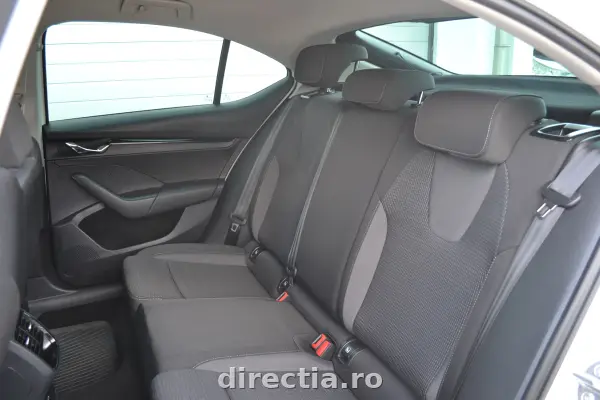 Poza anunț 15
