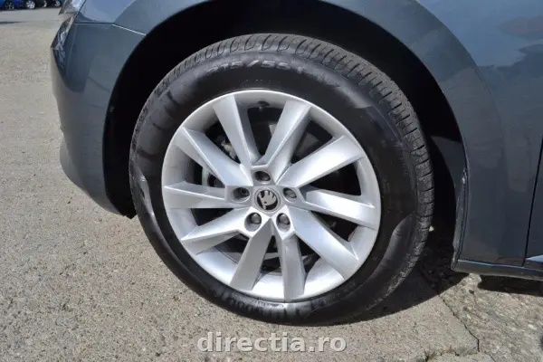 Poza anunț 33