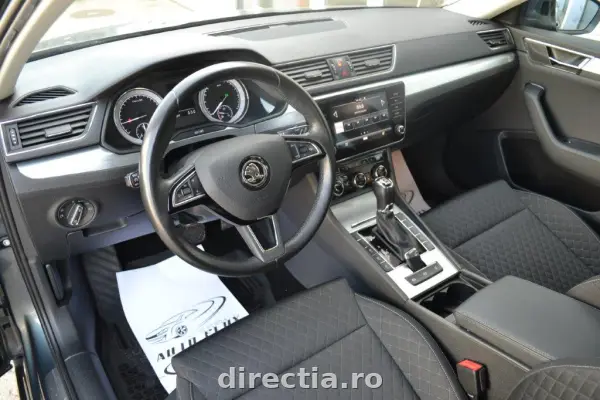 Poza anunț 12