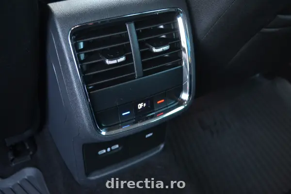 Poza anunț 35