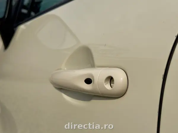 Poza anunț 12