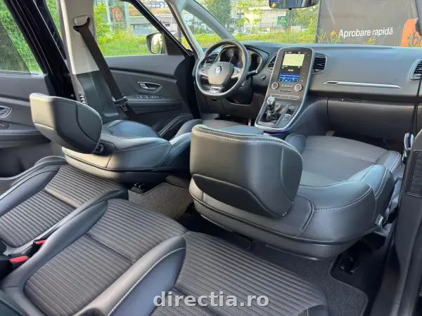 Poza anunț 12