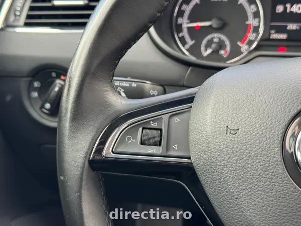 Poza anunț 18