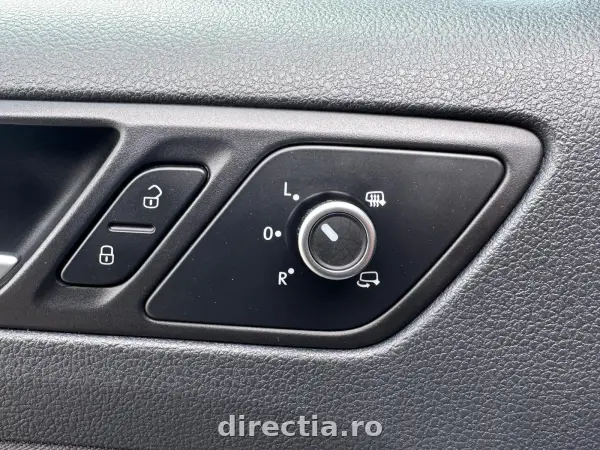 Poza anunț 28