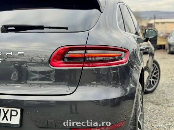 Poza anunț 35