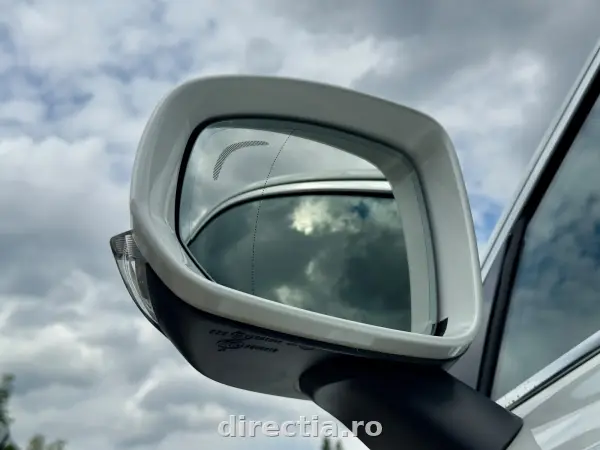 Poza anunț 12
