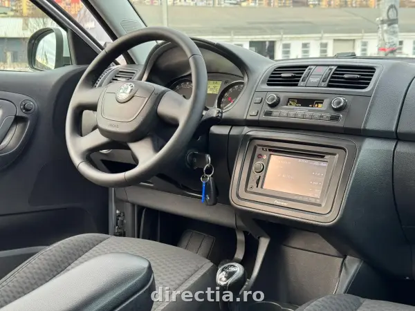 Poza anunț 23