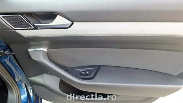 Poza anunț 25