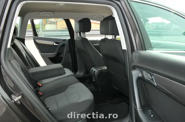 Poza anunț 23