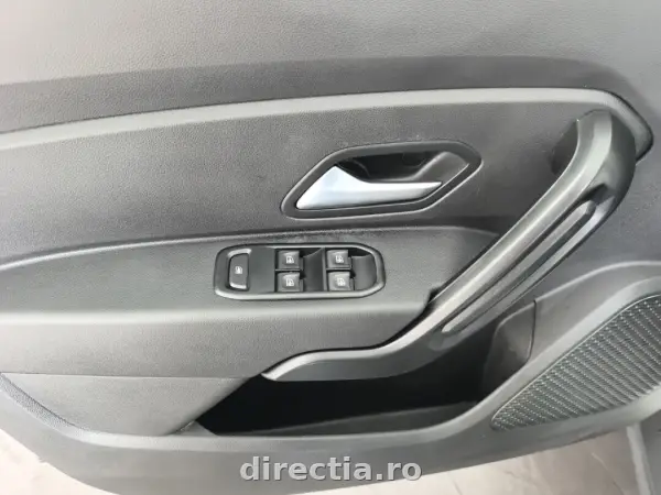 Poza anunț 12