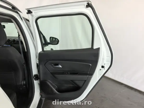 Poza anunț 32
