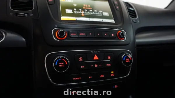 Poza anunț 24