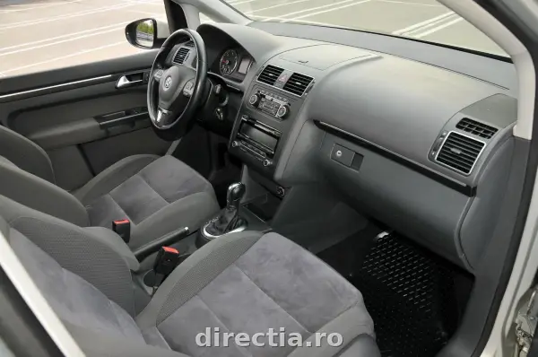 Poza anunț 11