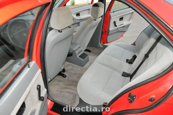 Poza anunț 25