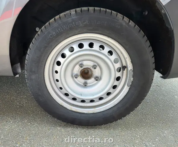 Poza anunț 25