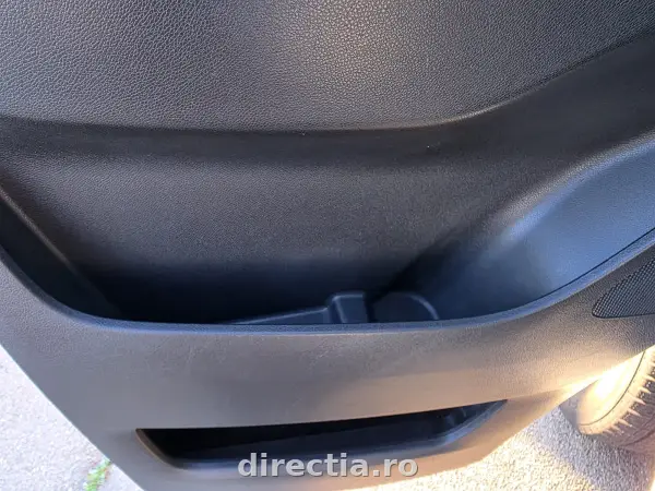 Poza anunț 12