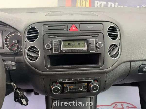 Poza anunț 12