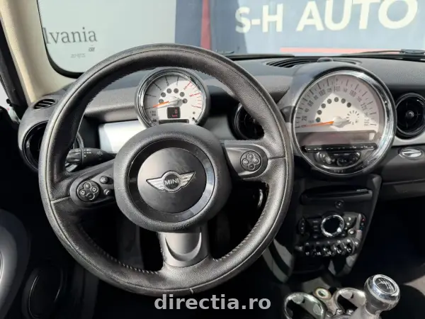Poza anunț 10