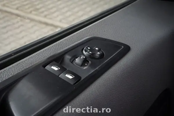 Poza anunț 13