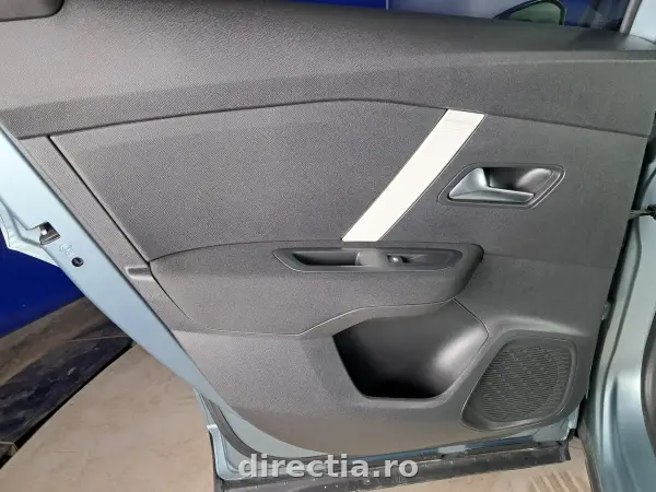 Poza anunț 24