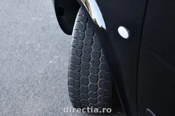 Poza anunț 32