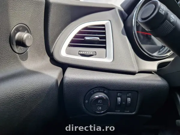 Poza anunț 18