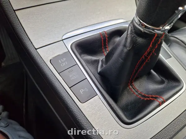 Poza anunț 26