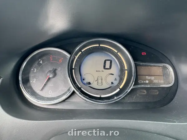 Poza anunț 26
