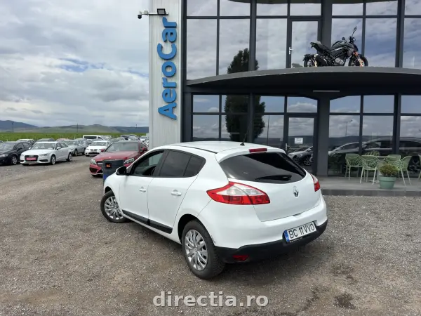 Poza anunț 10