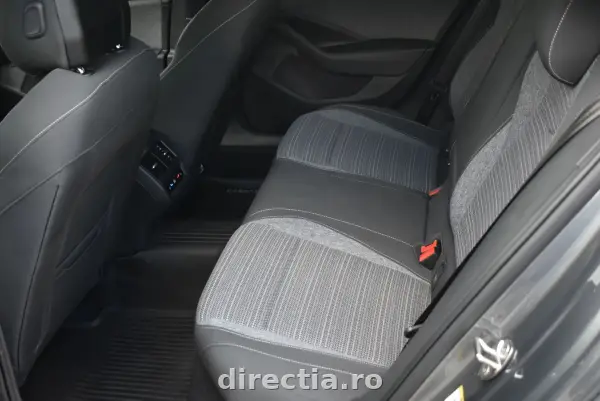 Poza anunț 18