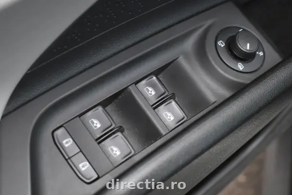 Poza anunț 12