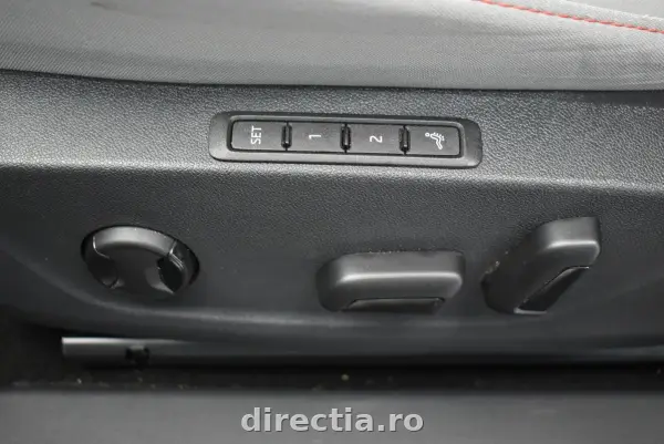 Poza anunț 14