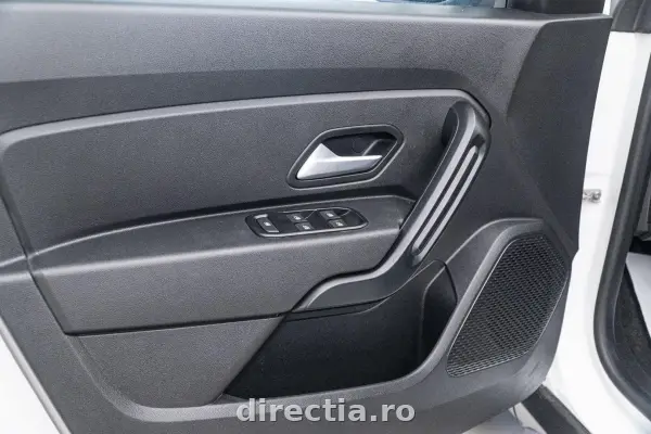Poza anunț 26