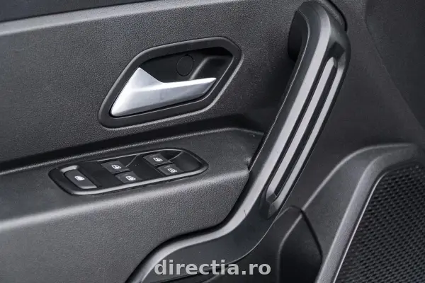 Poza anunț 24