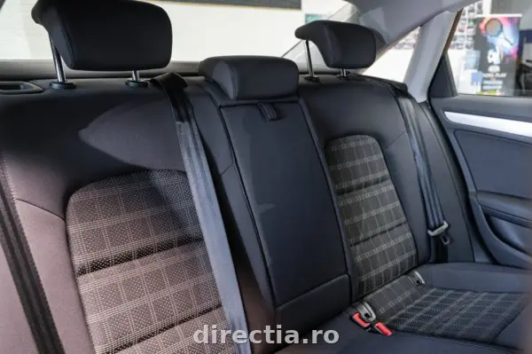 Poza anunț 29