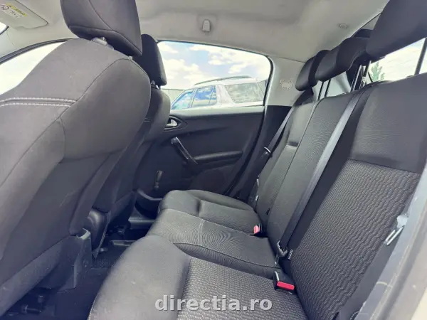 Poza anunț 16