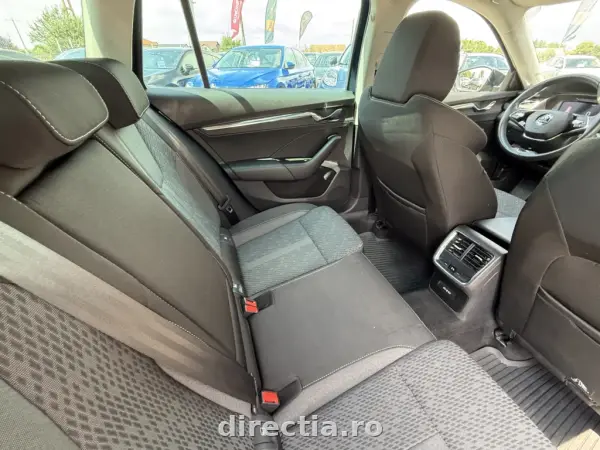Poza anunț 23