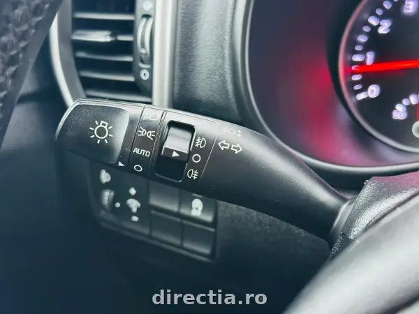 Poza anunț 25