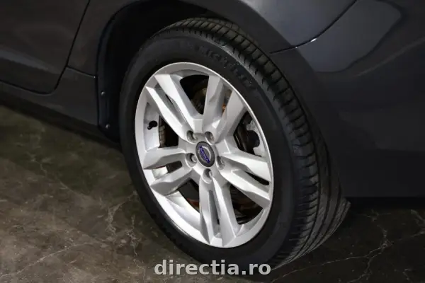Poza anunț 31
