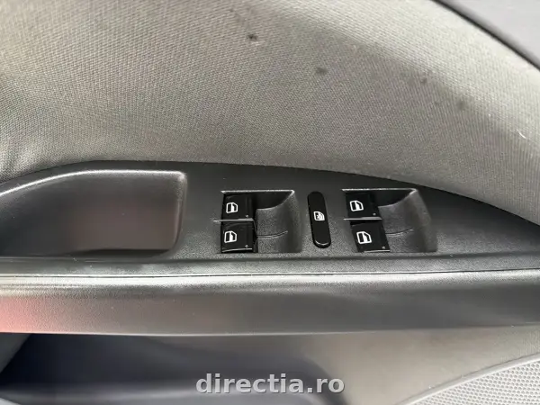 Poza anunț 13