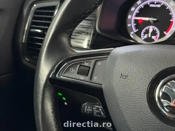 Poza anunț 12