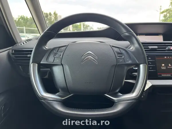 Poza anunț 26