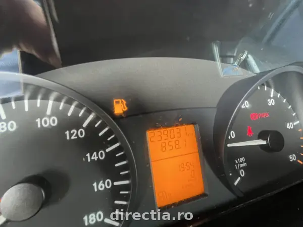Poza anunț 9